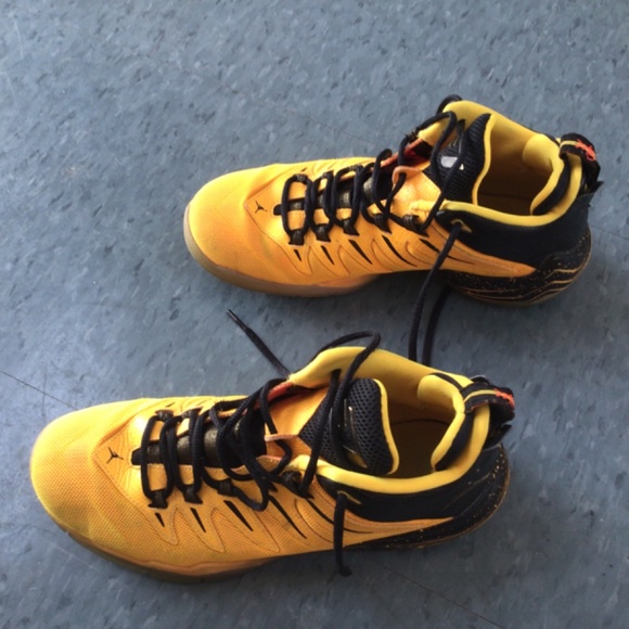 Air Jordan CP3.1X Yellow Dragon Sneaker US 9 - Picture 4 of 6